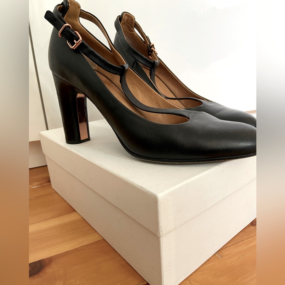 Veronique Branquinho T strap black leather heels with rose gold accent